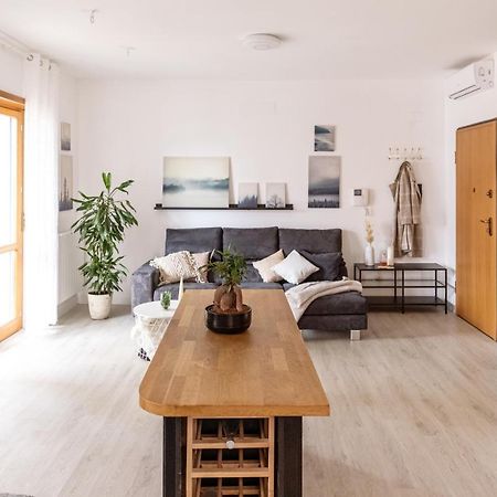 Loft Con Terrazzo - 3 Min Dalle Autostrade By Followgreenhouserome Exterior photo